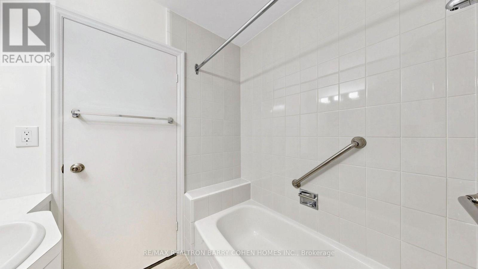 3 Greengate Road, Toronto, Ontario  M3B 1E7 - Photo 31 - C13604650