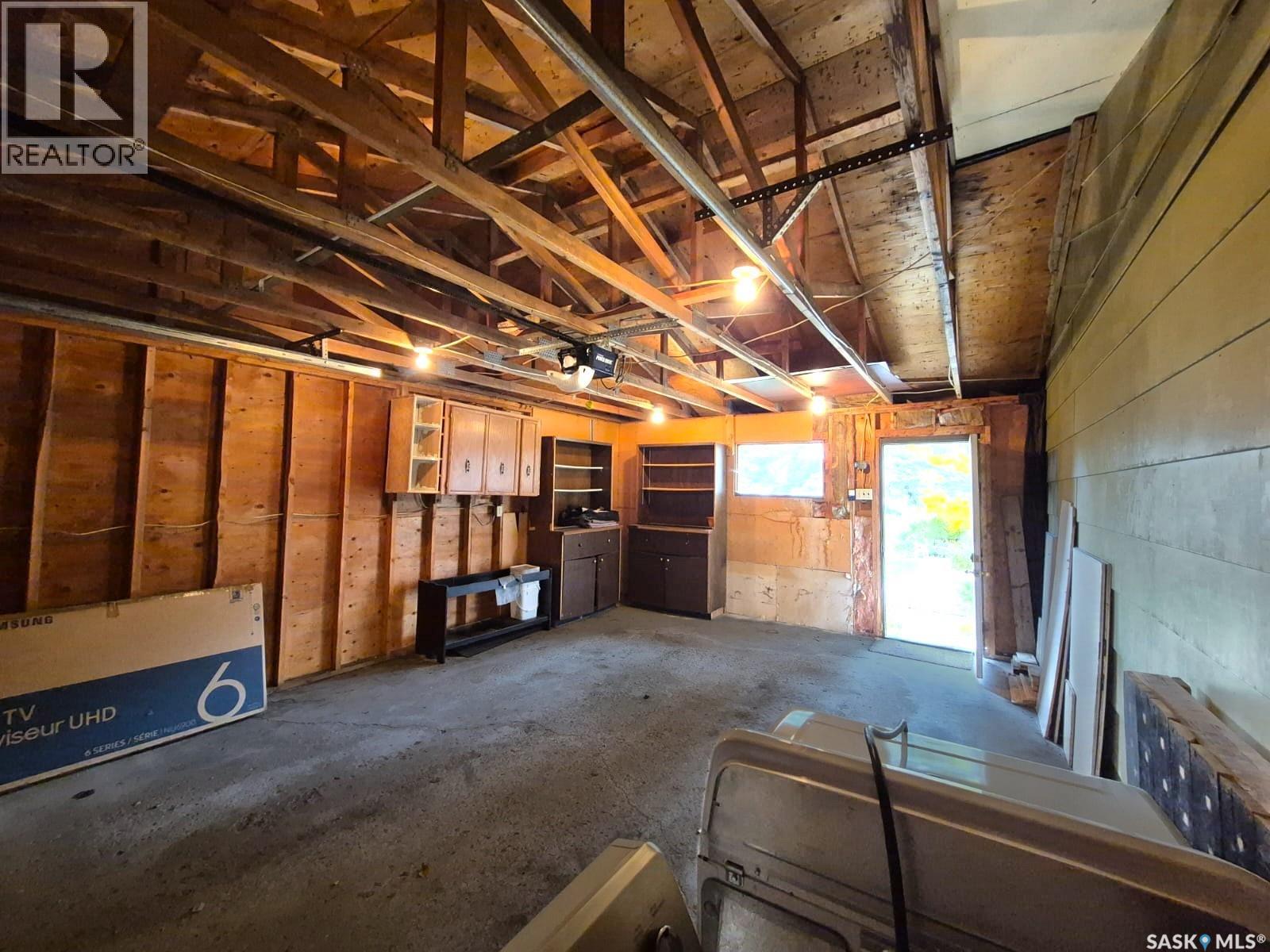 64 Clarewood Crescent, Yorkton, Saskatchewan  S3N 2V2 - Photo 38 - SK050005