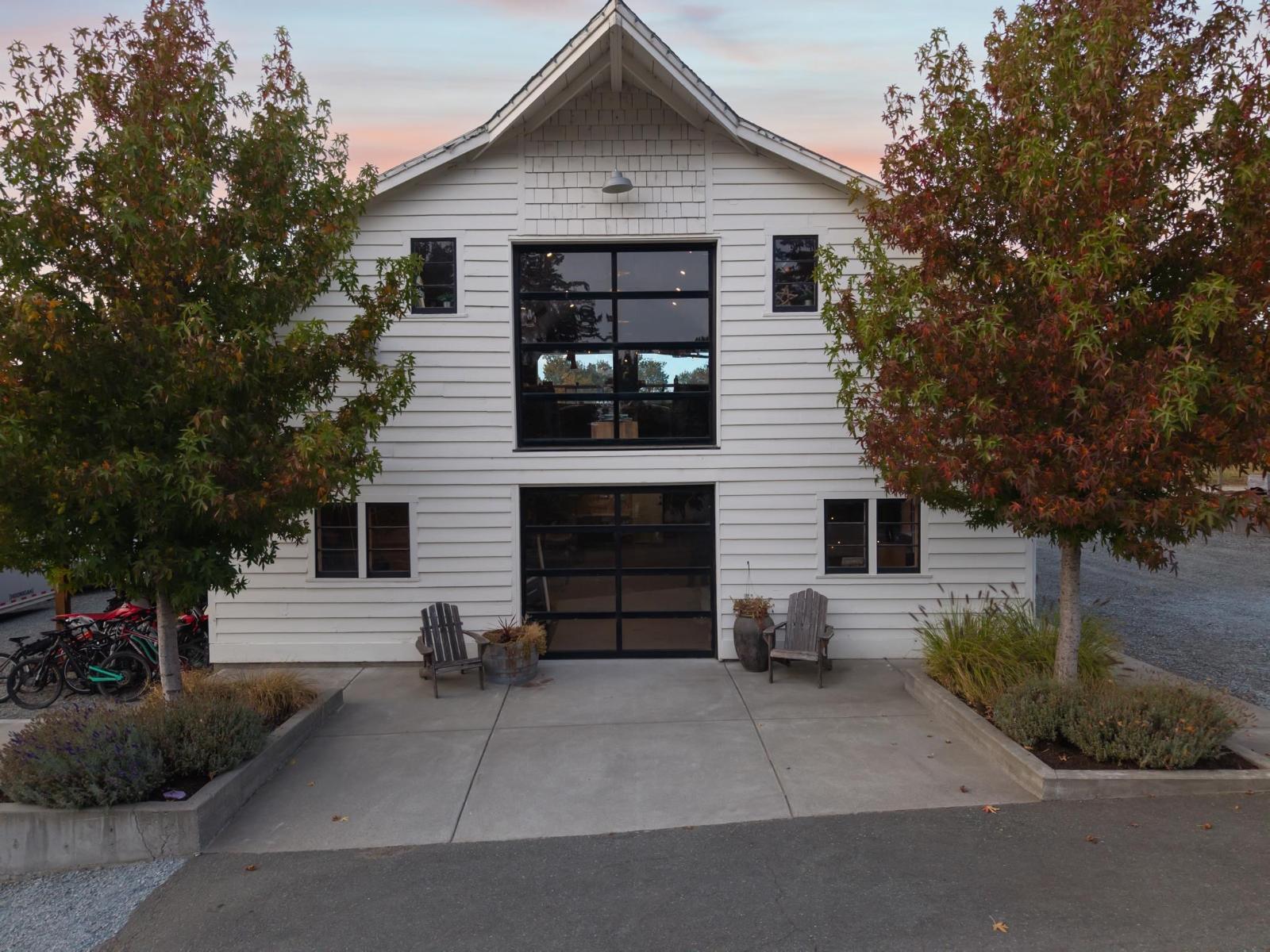 6035 BRADNER ROAD