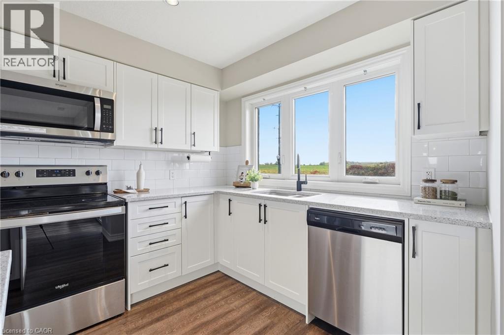 235 Chapel Hill Drive Unit# 31, Kitchener, Ontario  N2R 1N3 - Photo 7 - 40868100