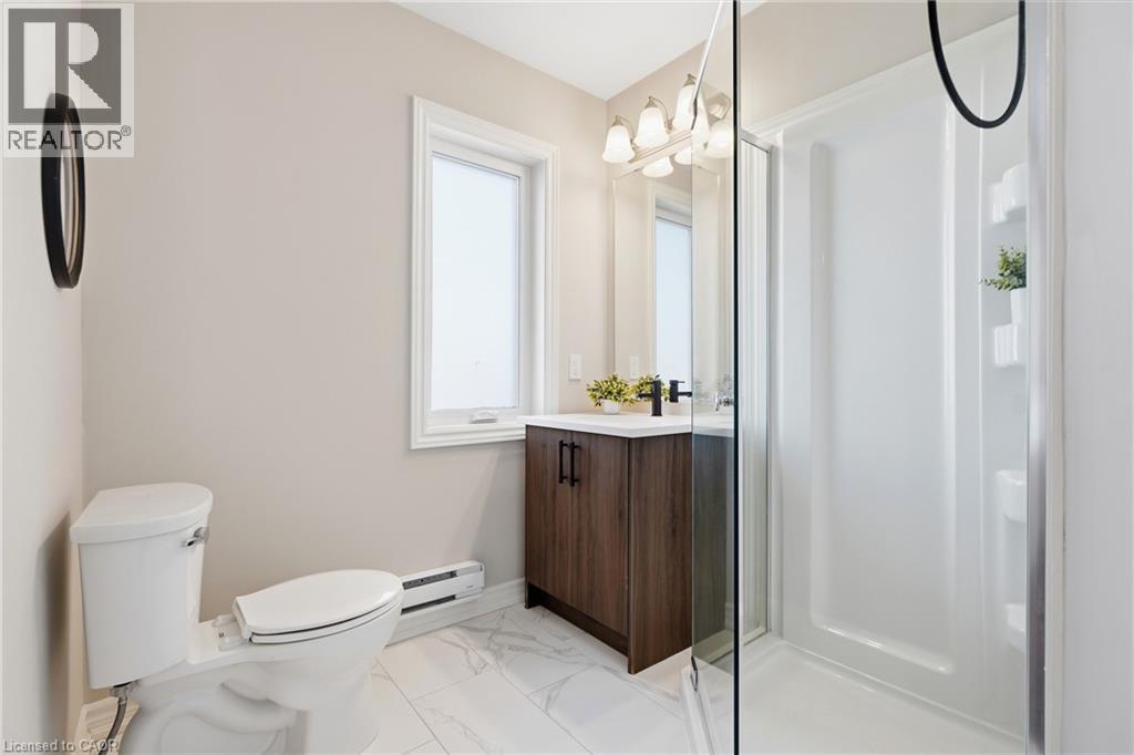235 Chapel Hill Drive Unit# 31, Kitchener, Ontario  N2R 1N3 - Photo 32 - 40868100