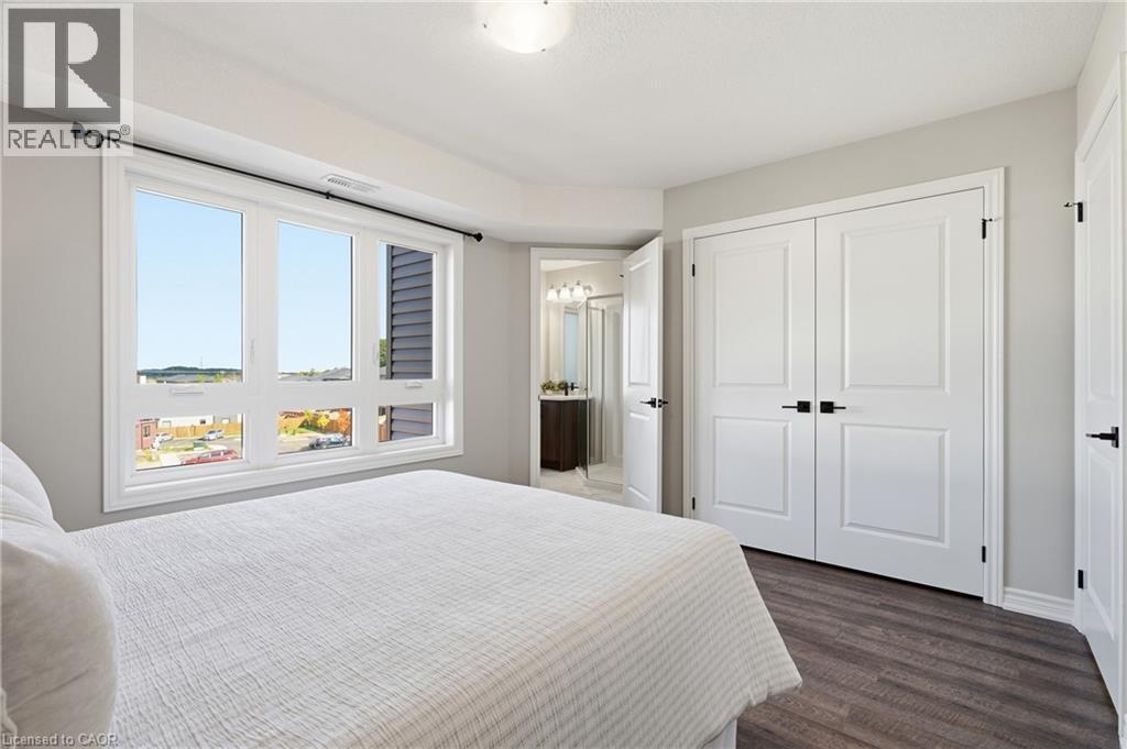 235 Chapel Hill Drive Unit# 31, Kitchener, Ontario  N2R 1N3 - Photo 30 - 40868100