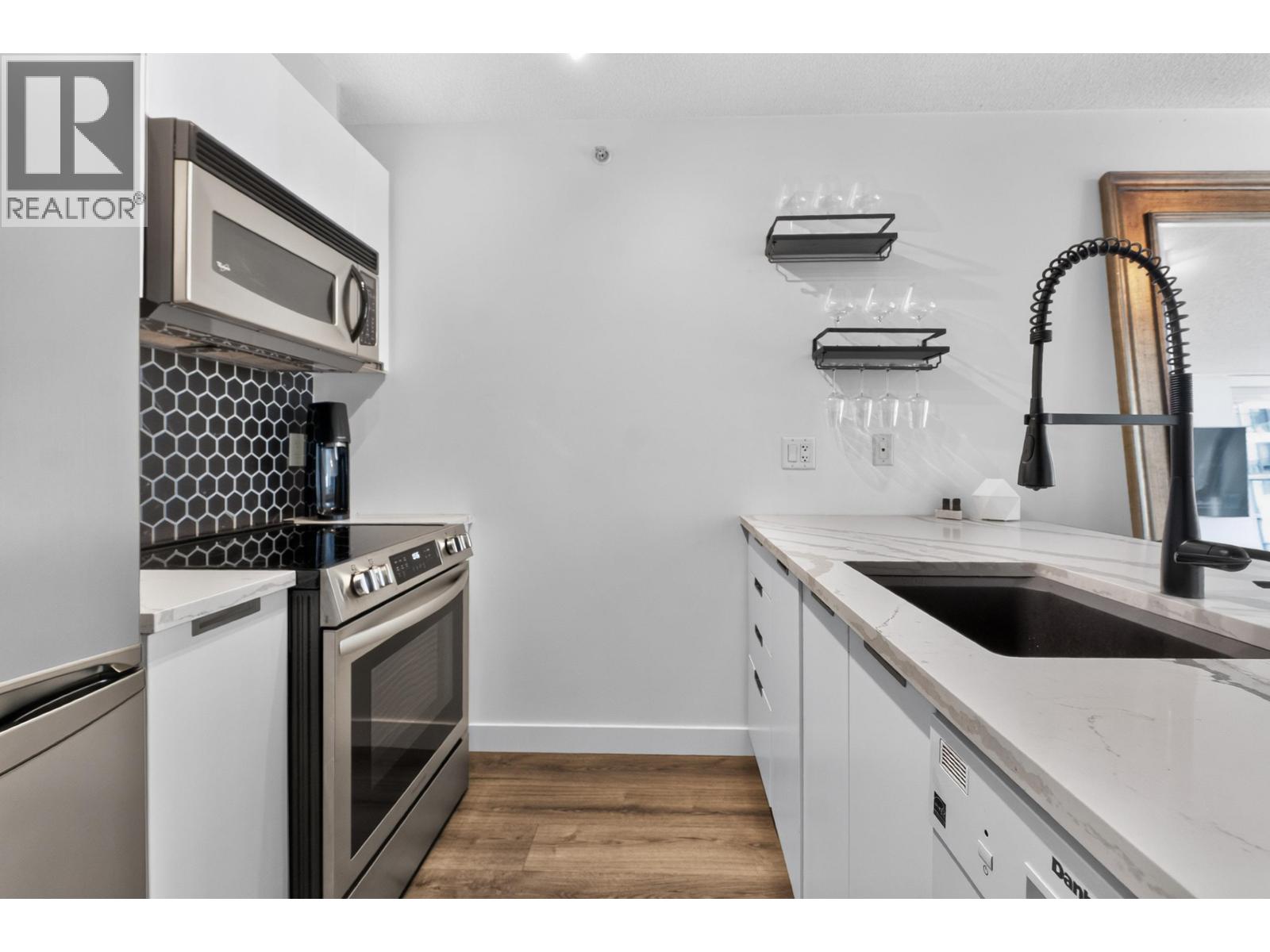 312 1082 Seymour Street, Vancouver, British Columbia  V6B 1X9 - Photo 8 - R3169195