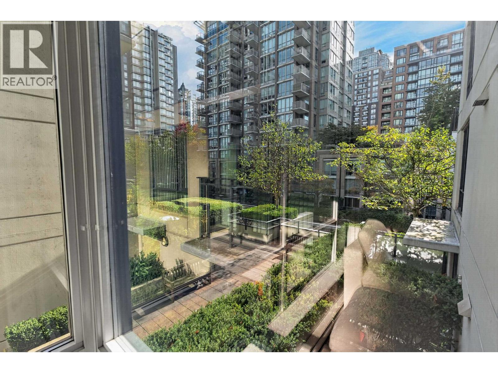 312 1082 Seymour Street, Vancouver, British Columbia  V6B 1X9 - Photo 5 - R3169195