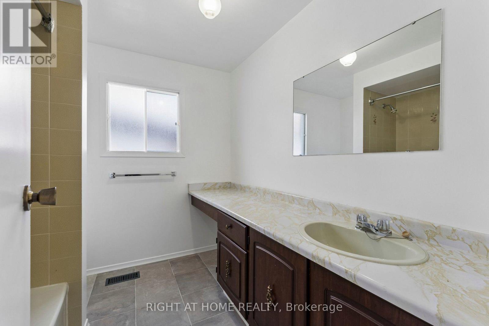 77 Morton Way, Brampton, Ontario  L6Y 2P4 - Photo 29 - W13819564