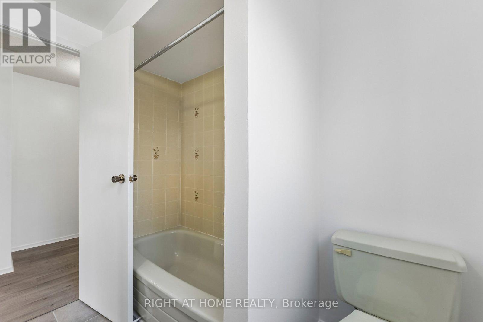 77 Morton Way, Brampton, Ontario  L6Y 2P4 - Photo 30 - W13819564