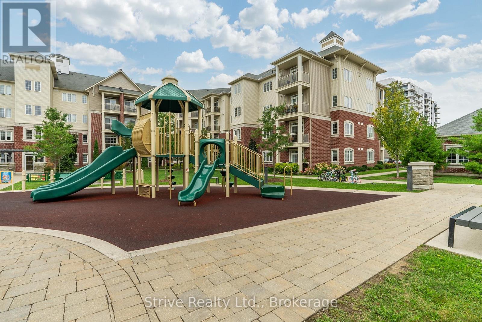 80 Aspen Springs Drive, Clarington, Ontario  L1C 0V4 - Photo 2 - E13851732