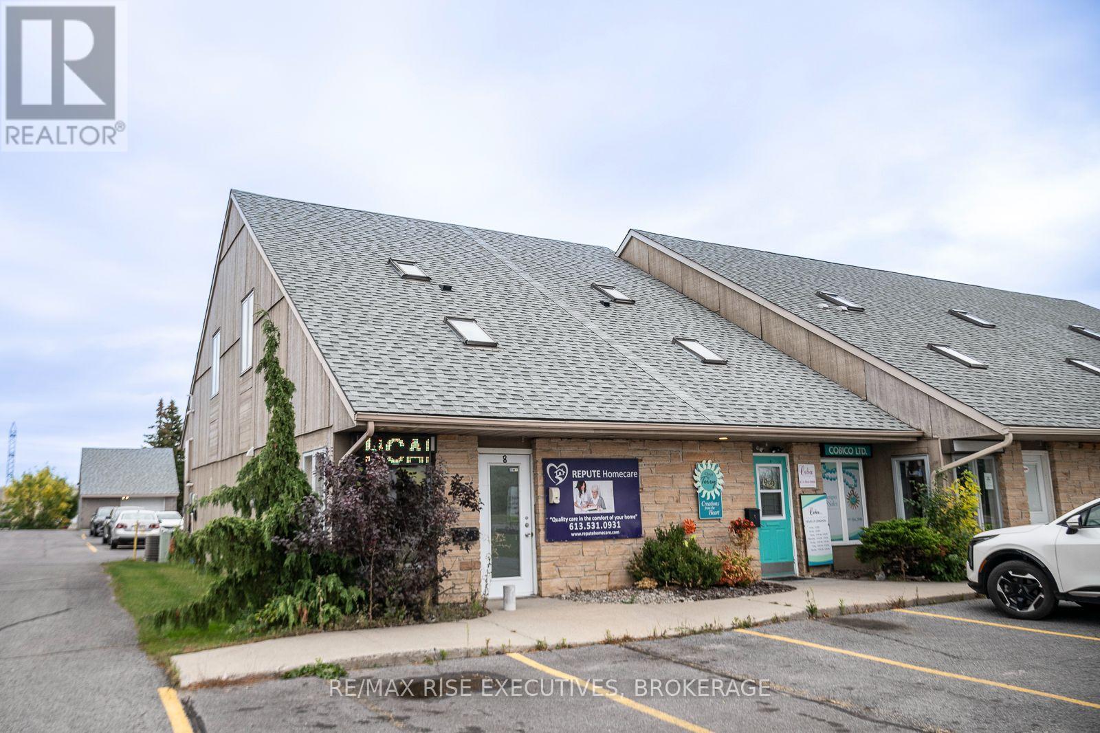 8 - 637 Norris Court, Kingston (City Northwest), Ontario  K7P 2R9 - Photo 2 - X13851664