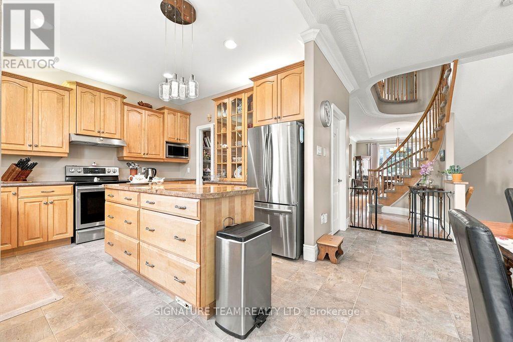 368 Dombroskie Road, Whitewater Region, Ontario K0J 1Y0 - Photo 12 - X13851648
