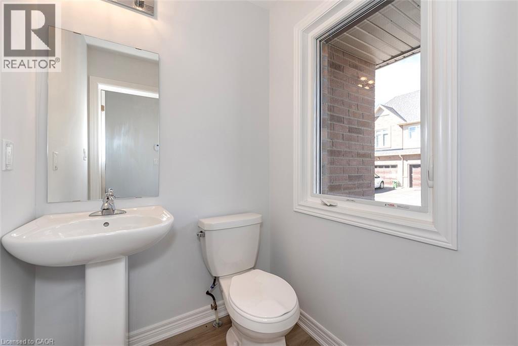 205 Thames Way Unit# 12, Mount Hope, Ontario  L0R 1W0 - Photo 4 - 40867742
