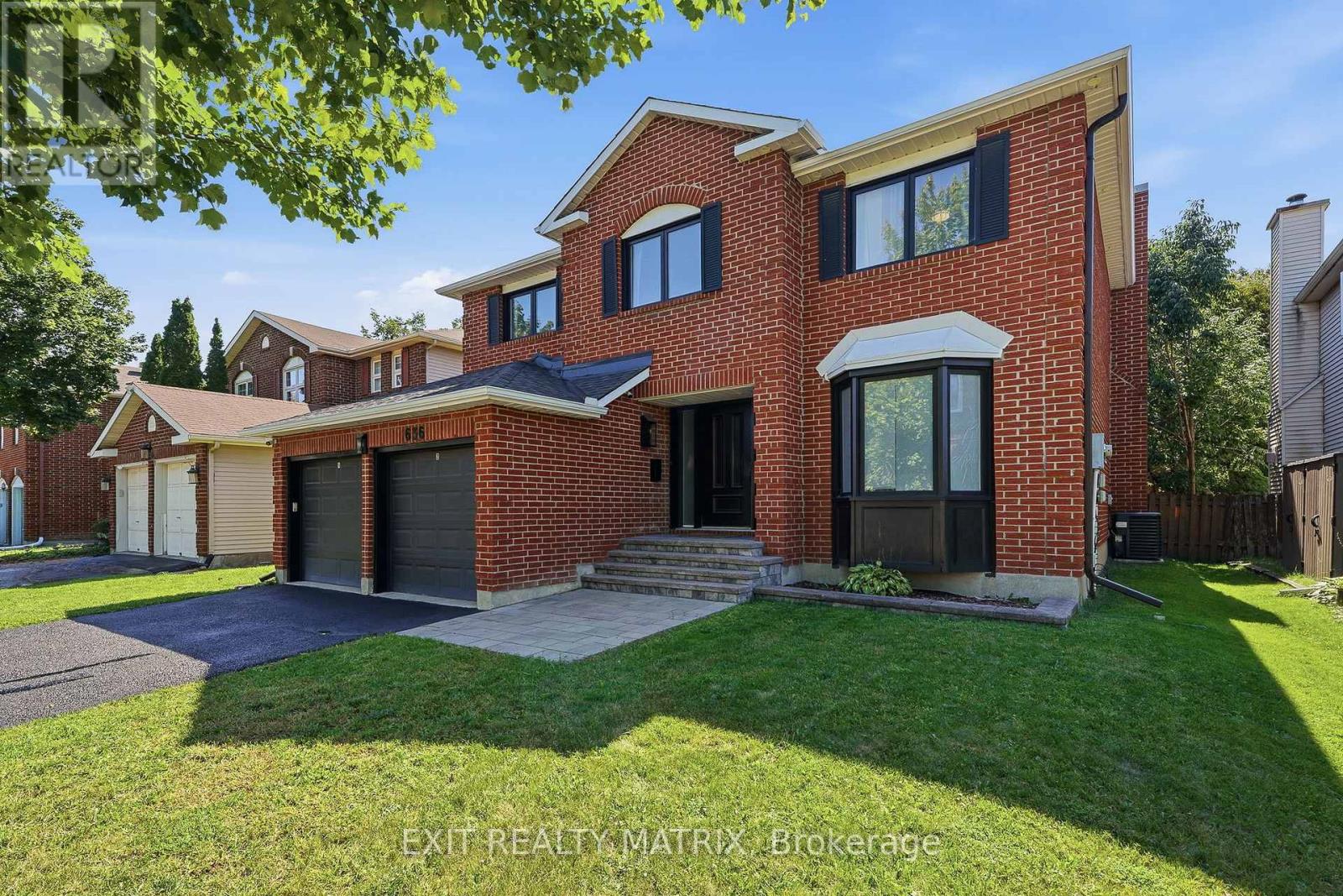 636 Merkley Drive, Ottawa, Ontario K4A 1L4 - Photo 2 - X13851710