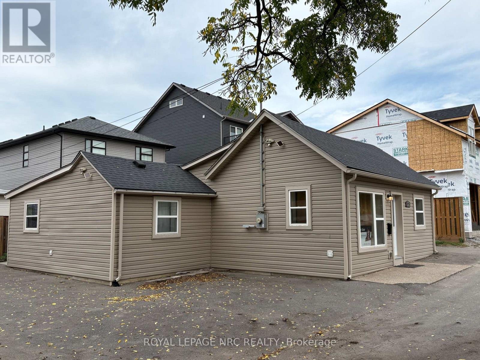 375 Glendale Avenue W, St. Catharines (Secord Woods), Ontario  L2T 1B9 - Photo 3 - X13851684
