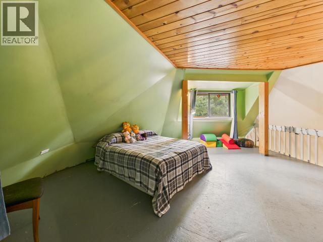 8089 DAISY ROAD