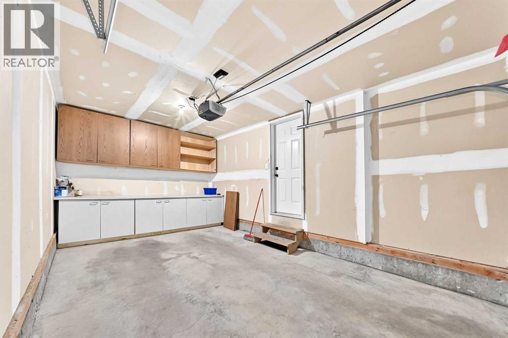 37 Beddington Gardens NE