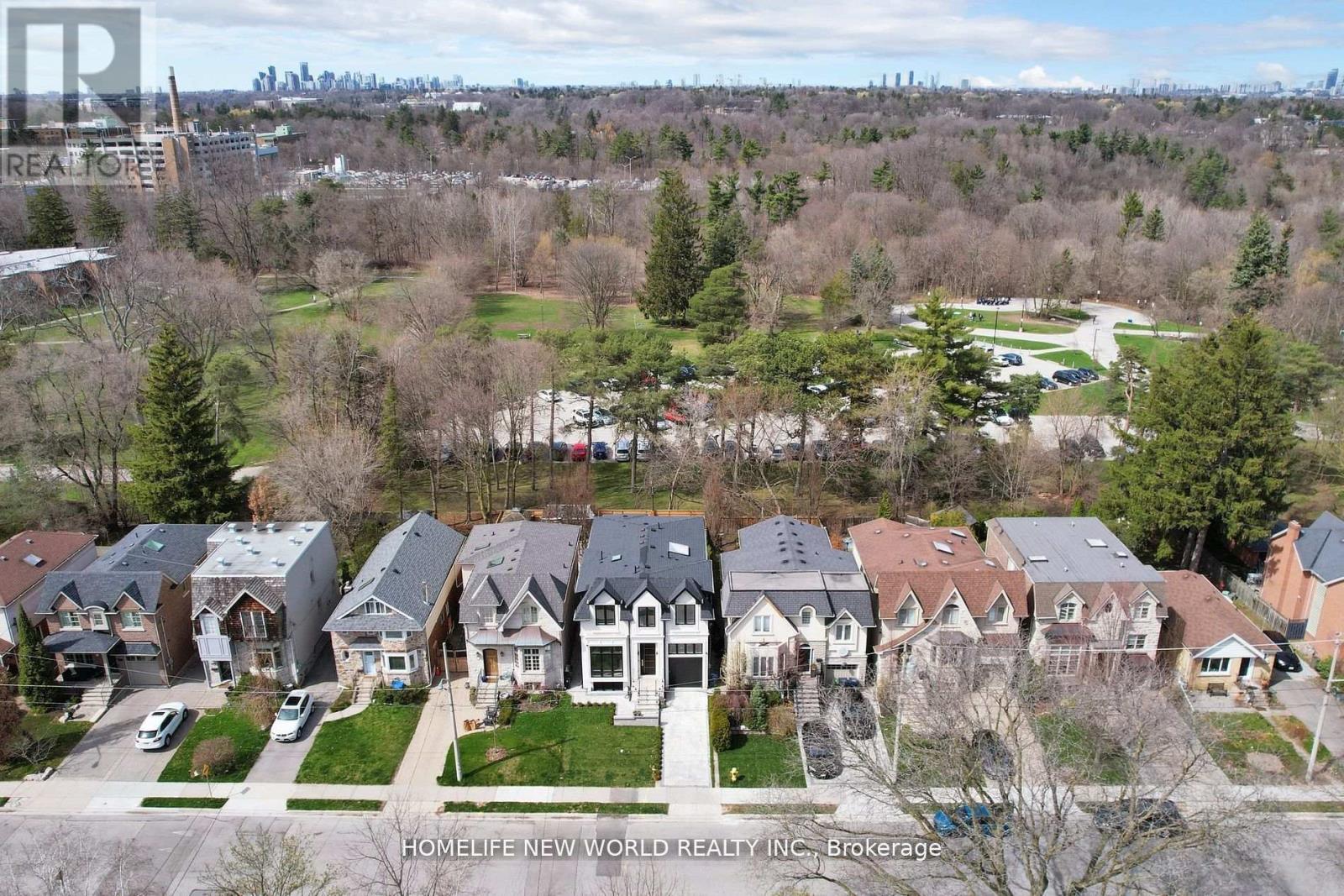 168 Glenvale Boulevard, Toronto, Ontario  M4G 2W3 - Photo 34 - C13851606