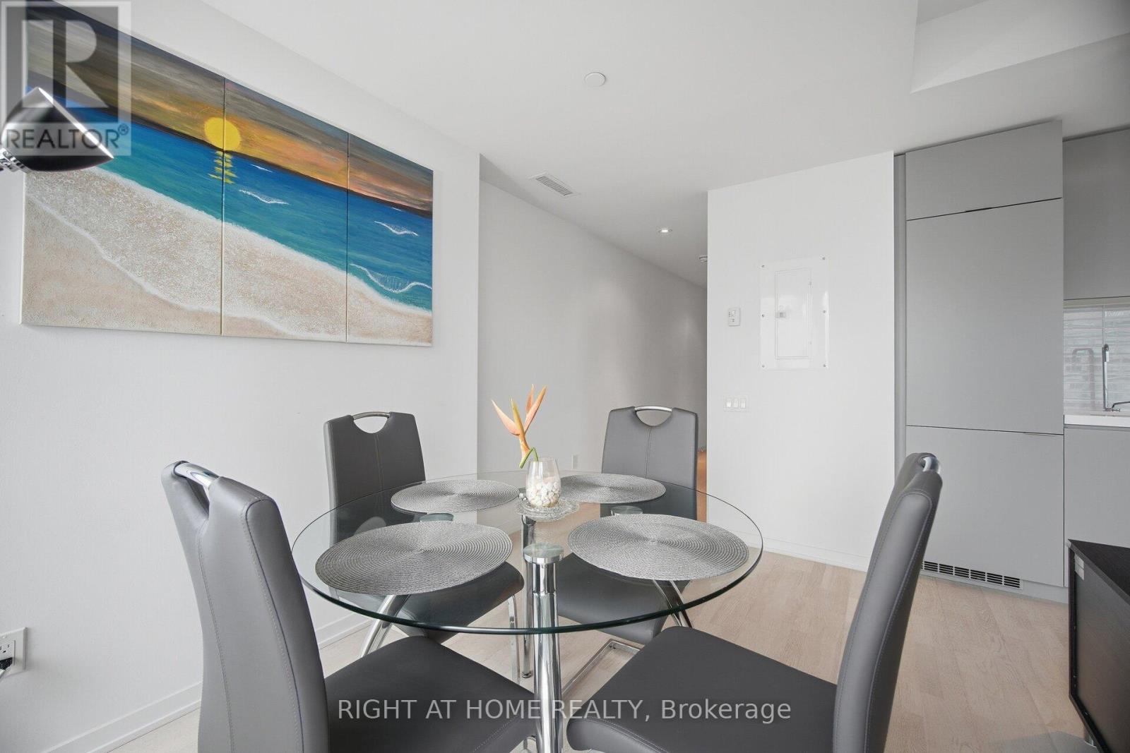 1407 - 60 Colborne Street, Toronto, Ontario  M5E 0B7 - Photo 12 - C13851654