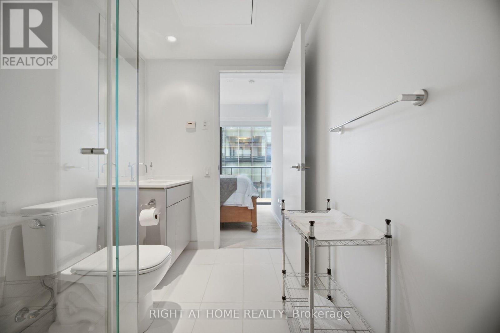 1407 - 60 Colborne Street, Toronto, Ontario  M5E 0B7 - Photo 19 - C13851654