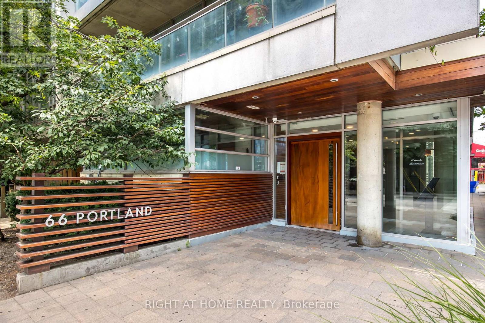 Ph 805 - 66 Portland Street, Toronto, Ontario  M5V 2M6 - Photo 33 - C13851798