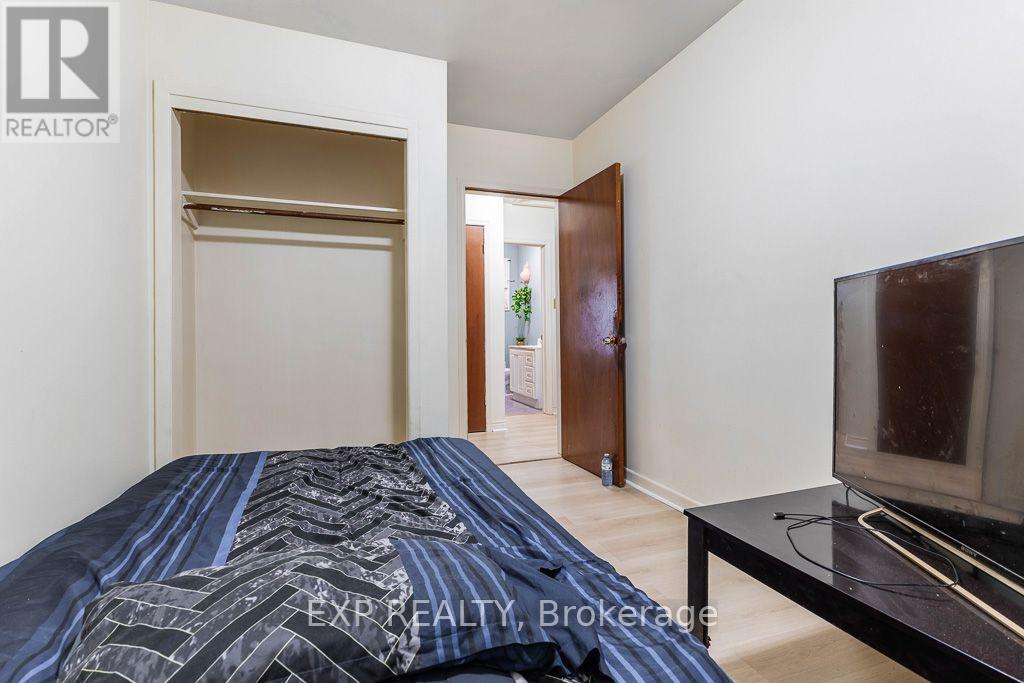 297 Linden Street, Oshawa (Donevan), Ontario  L1H 6R3 - Photo 24 - E13851680