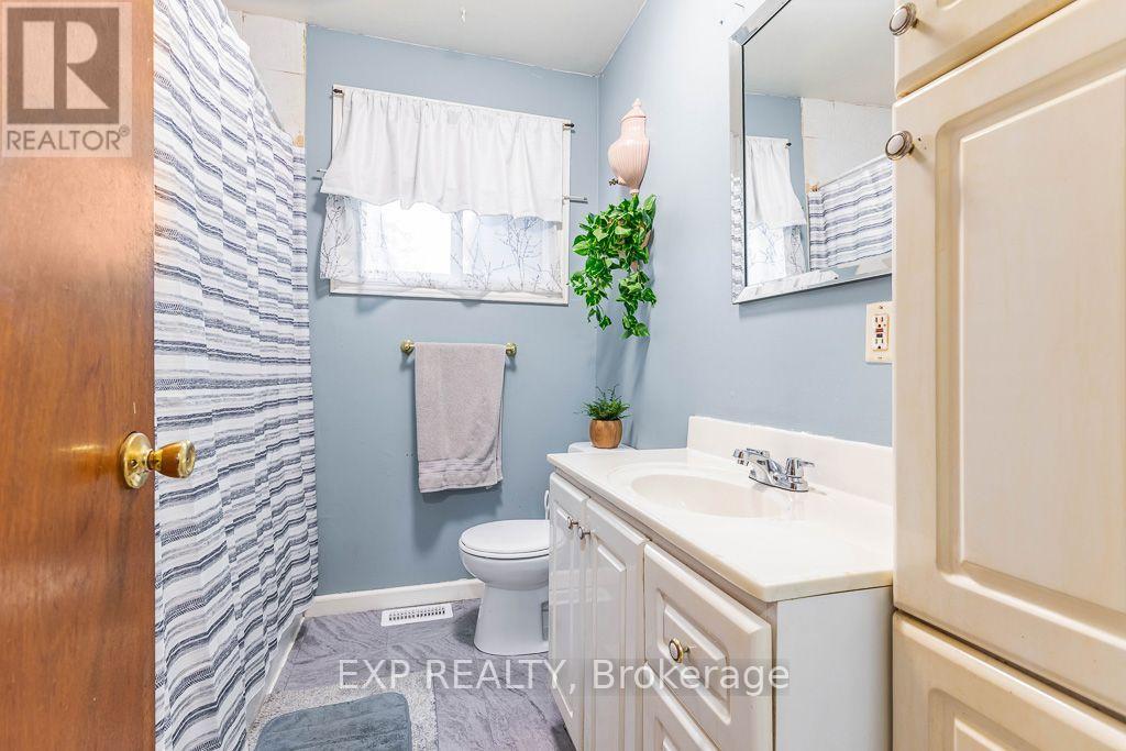 297 Linden Street, Oshawa (Donevan), Ontario  L1H 6R3 - Photo 28 - E13851680