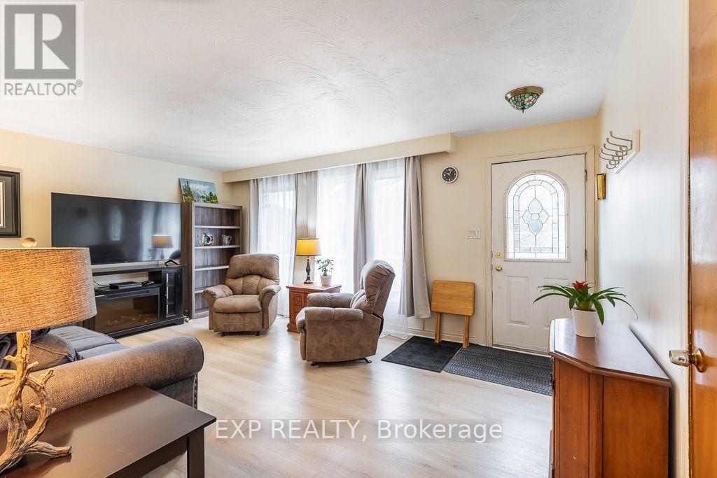 297 Linden Street, Oshawa (Donevan), Ontario  L1H 6R3 - Photo 30 - E13851680
