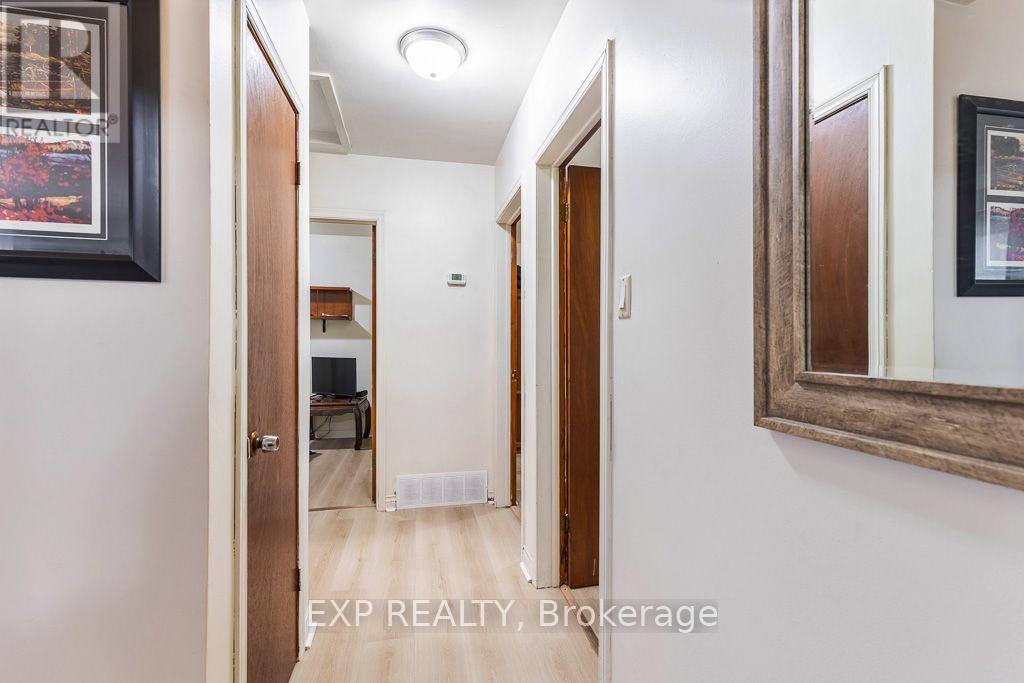 297 Linden Street, Oshawa (Donevan), Ontario  L1H 6R3 - Photo 36 - E13851680