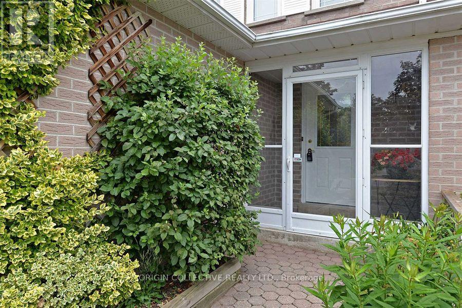 63 Humphrey Drive, Ajax, Ontario  L1S 4Z2 - Photo 2 - E13851712