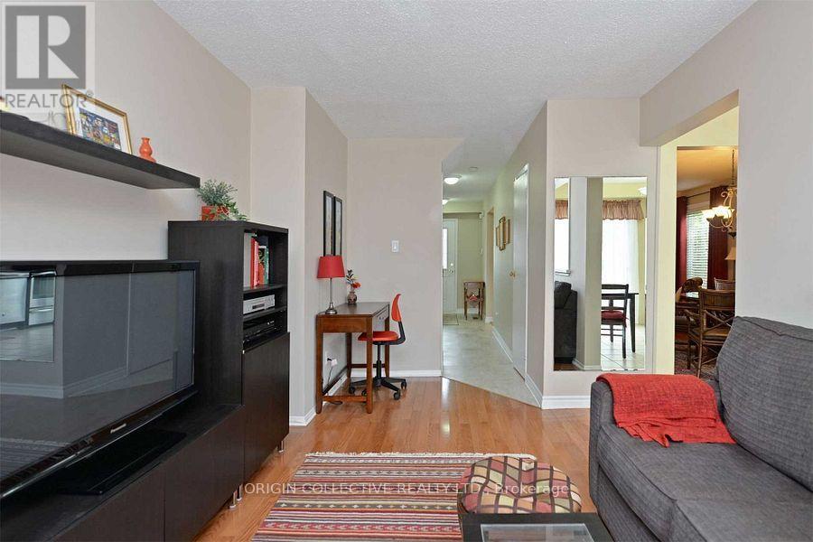 63 Humphrey Drive, Ajax, Ontario  L1S 4Z2 - Photo 8 - E13851712