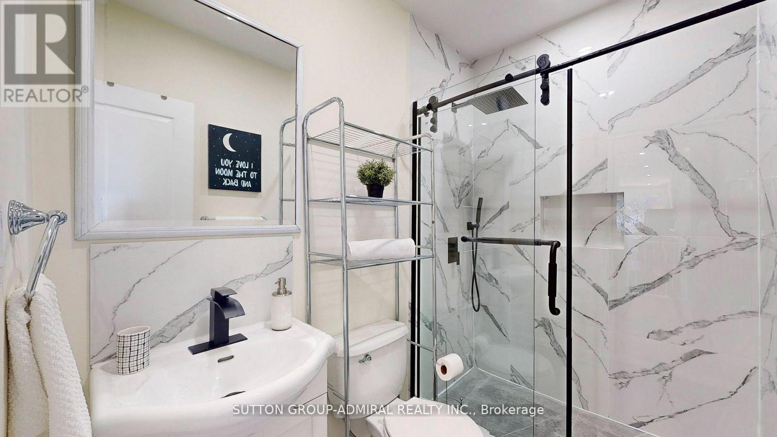 Upper 1 - 1930 Queen Street E, Toronto, Ontario  M4L 1H6 - Photo 26 - E13851774
