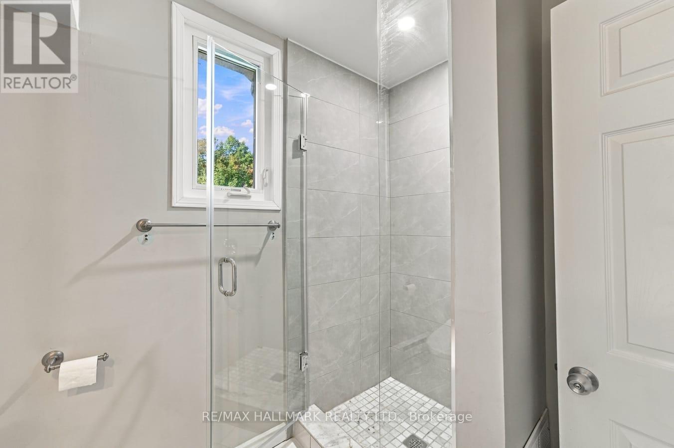 6 Albert Street, Whitby, Ontario  L1M 1A1 - Photo 29 - E13851820