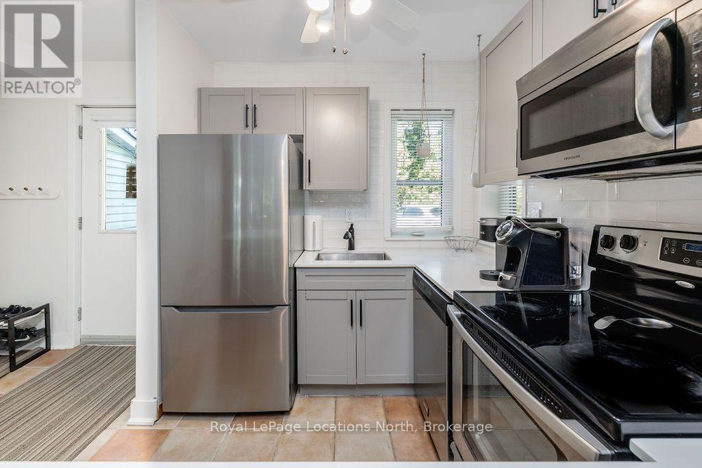 6 - 15 28th Street N, Wasaga Beach, Ontario  L9Z 2E3 - Photo 6 - S13851742