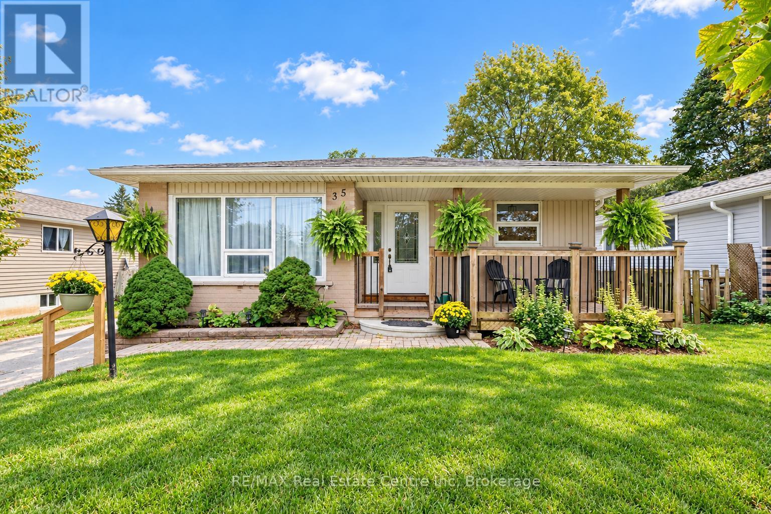 35 Eastview Road, Guelph, Ontario  N1E 6J7 - Photo 2 - X13851724