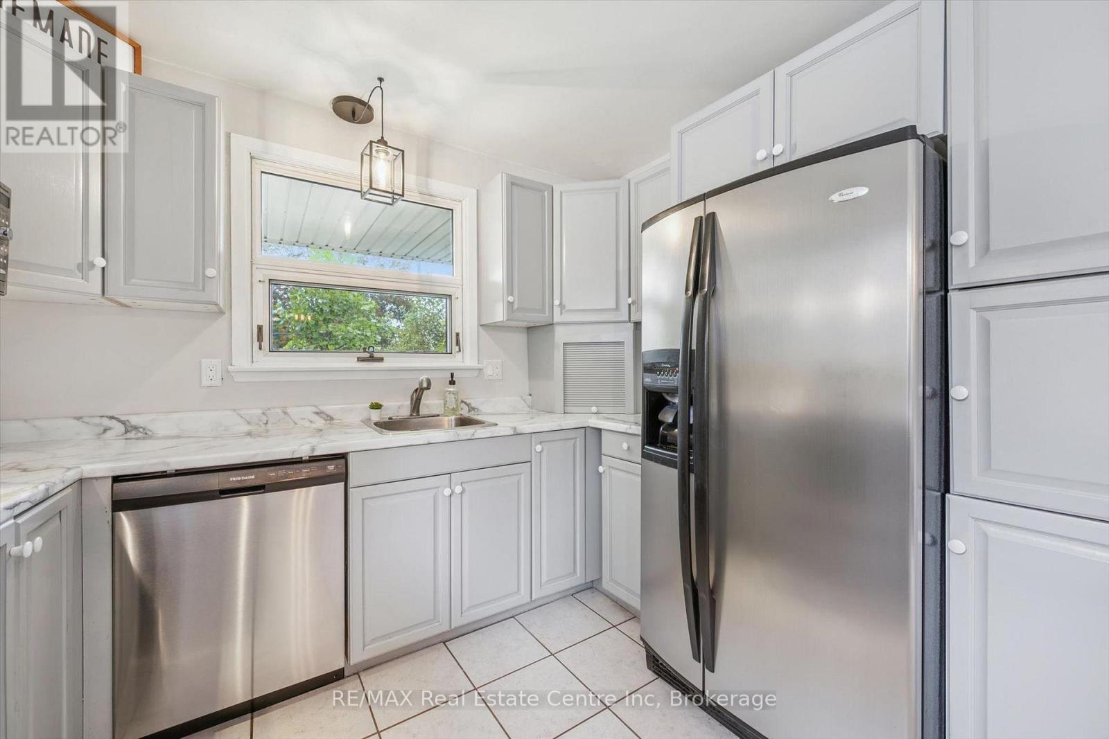 35 Eastview Road, Guelph, Ontario  N1E 6J7 - Photo 8 - X13851724