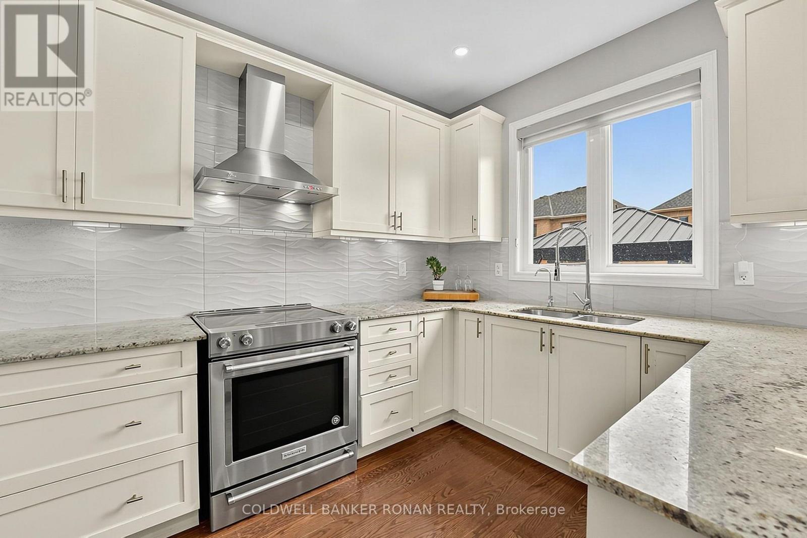 37 Mcgovern Street, New Tecumseth (Tottenham), Ontario  L0G 1W0 - Photo 11 - N13851728