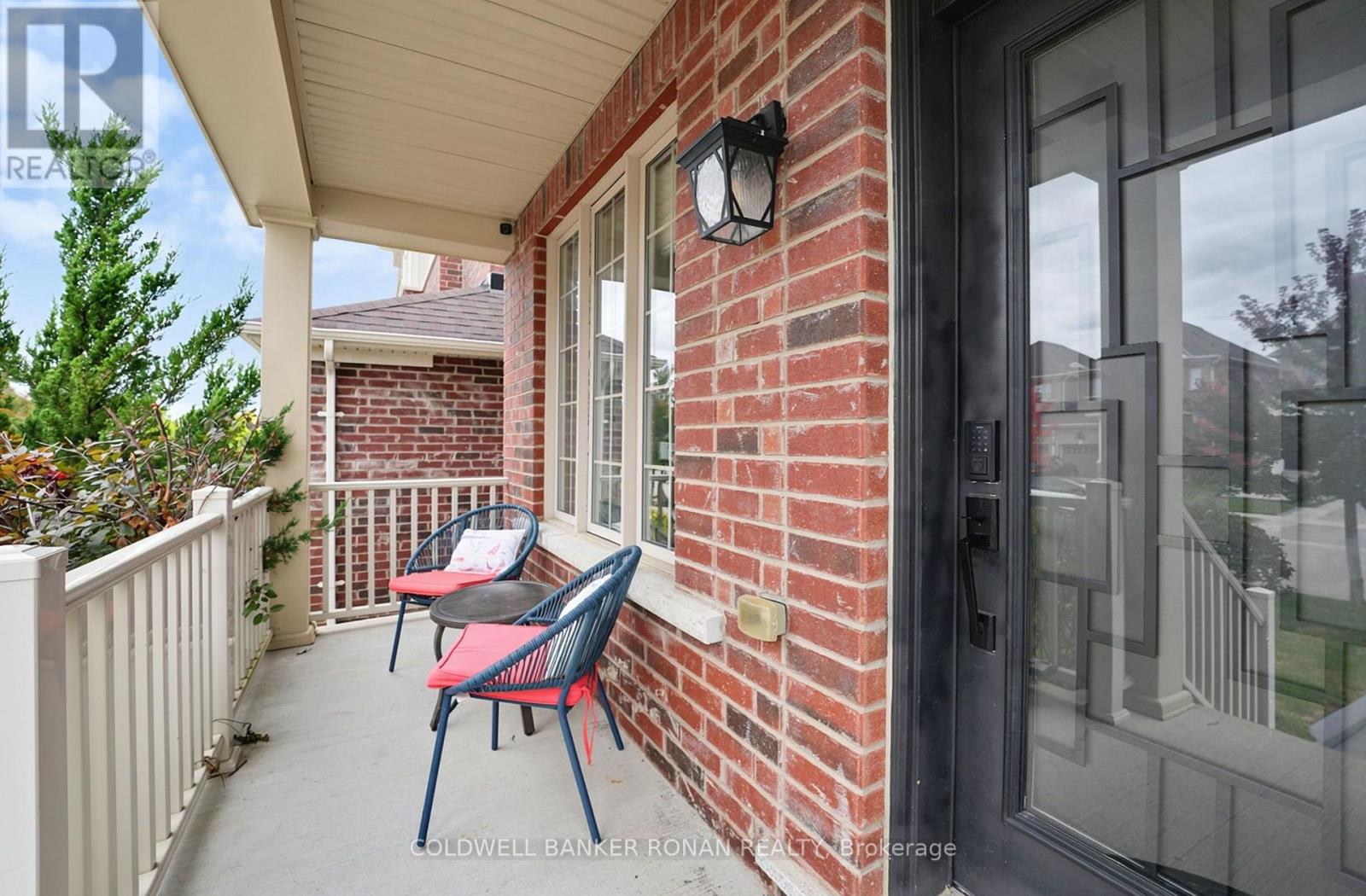 37 Mcgovern Street, New Tecumseth (Tottenham), Ontario  L0G 1W0 - Photo 3 - N13851728