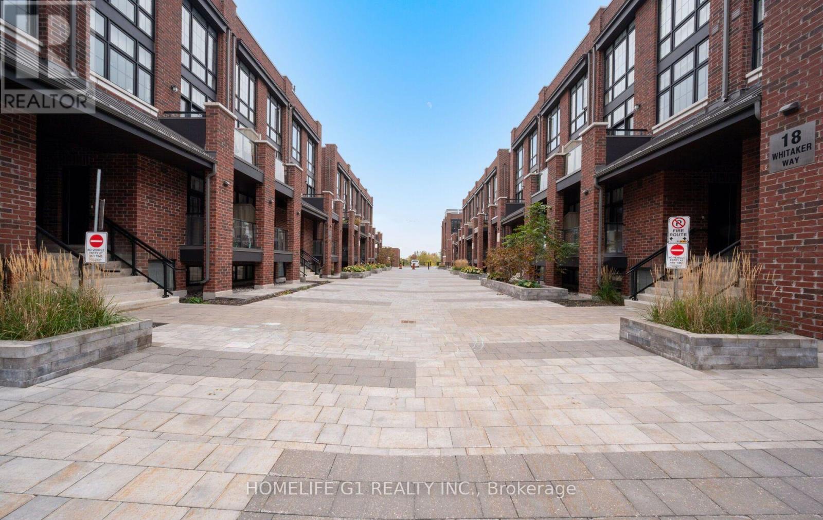 1 Whitaker Way, Whitchurch-Stouffville, Ontario  L4A 0W5 - Photo 3 - N13851848