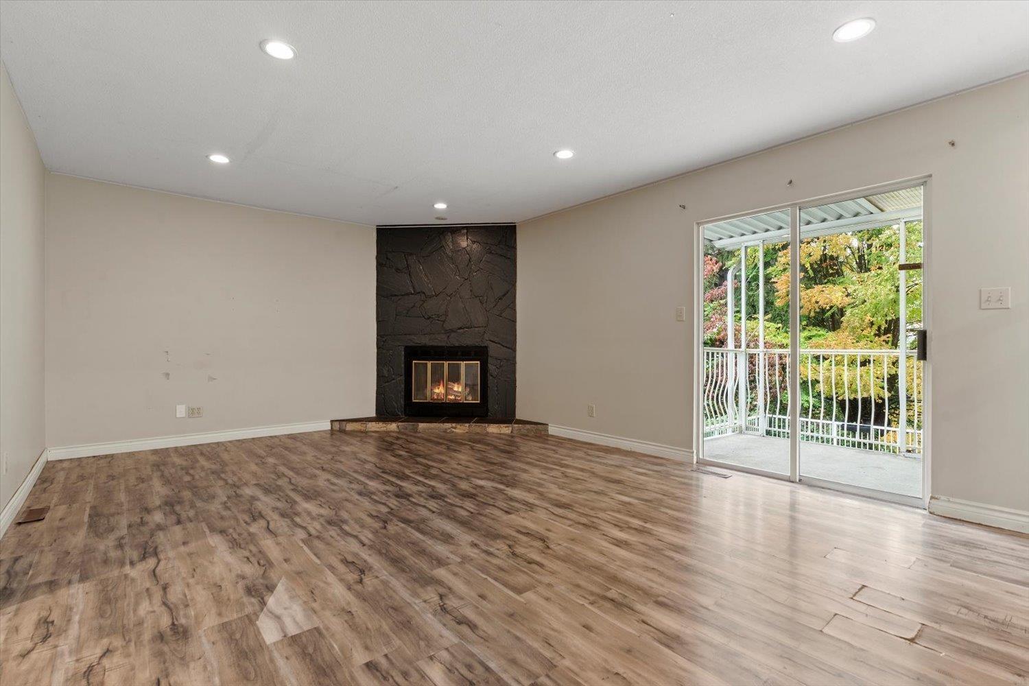 2833 GARDNER PLACE