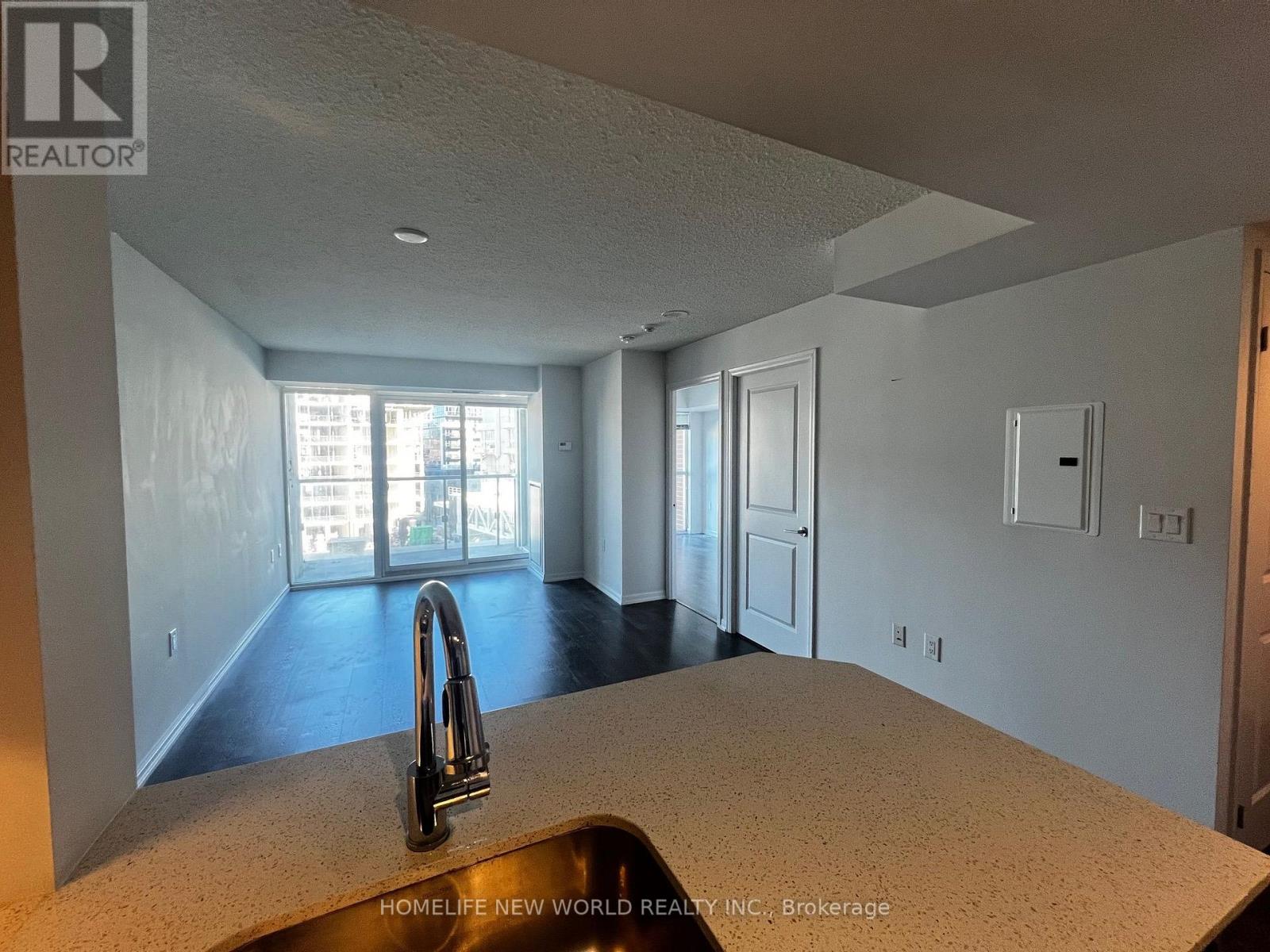 1401 - 125 Western Battery Road, Toronto, Ontario  M6K 3S2 - Photo 11 - C13769810