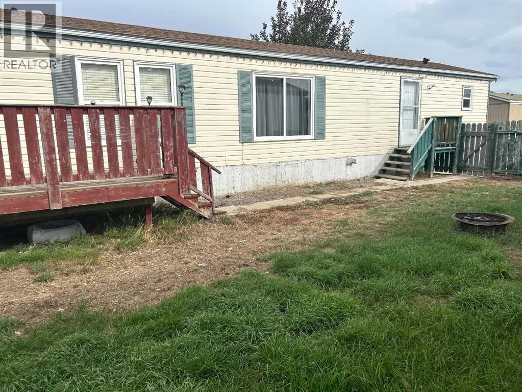28 Maple Drive W