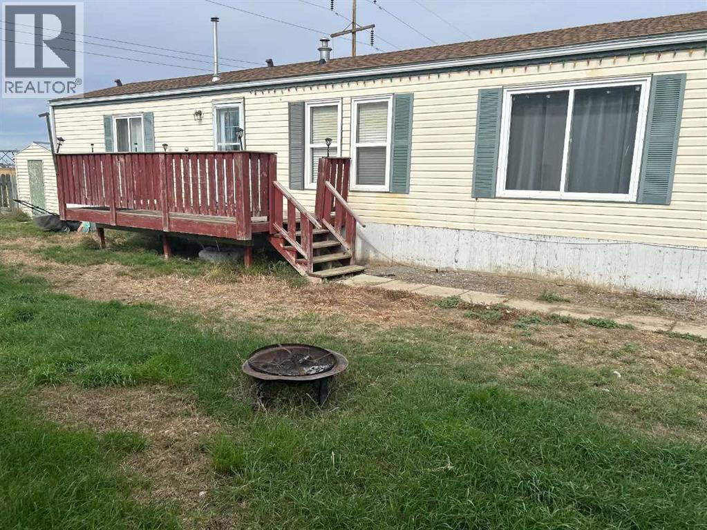 28 Maple Drive W