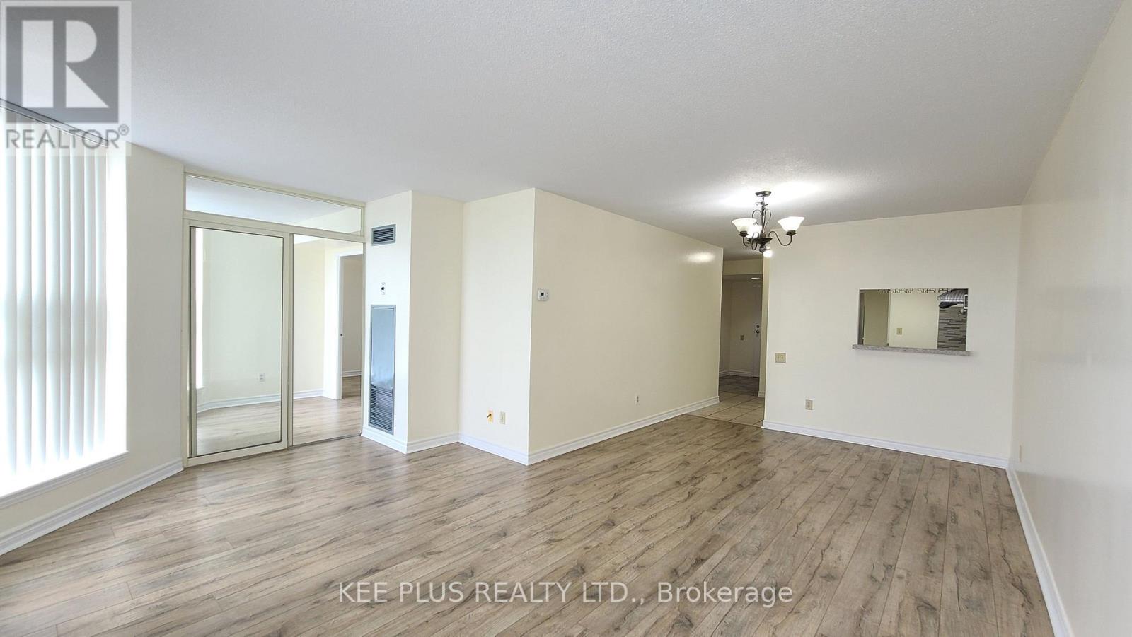 819 - 2466 Eglinton Avenue E, Toronto, Ontario  M1K 5J8 - Photo 13 - E13842026