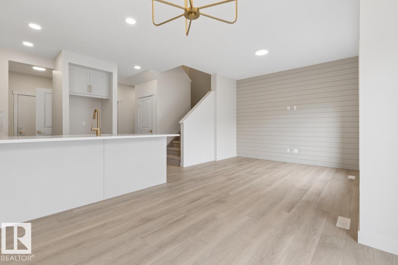 1847 188 ST NW
