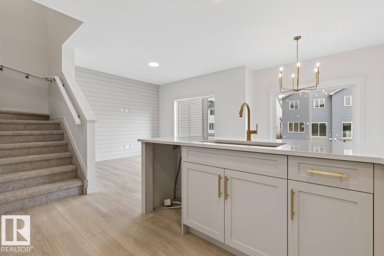 1847 188 ST NW