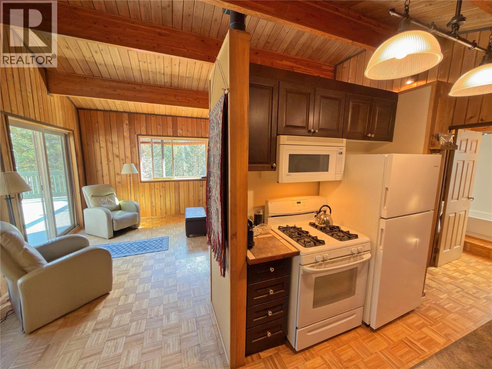 114 Thistle Road, Princeton, British Columbia  V0X 1W0 - Photo 9 - 10401972