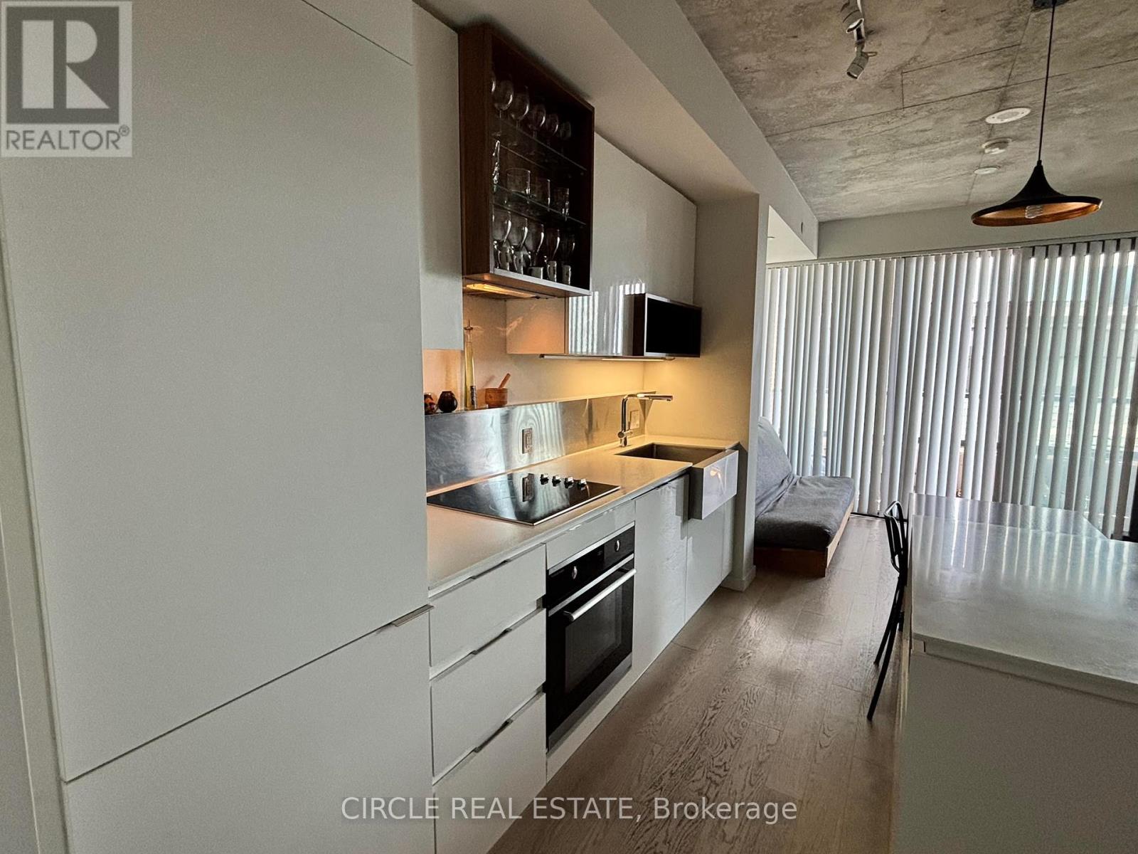 716 - 383 Sorauren Avenue, Toronto, Ontario  M6R 2G5 - Photo 12 - W13851756