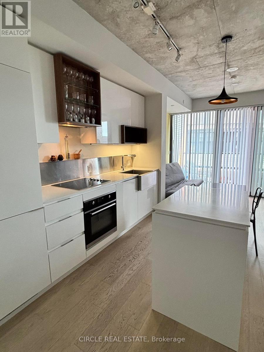 716 - 383 Sorauren Avenue, Toronto, Ontario  M6R 2G5 - Photo 13 - W13851756
