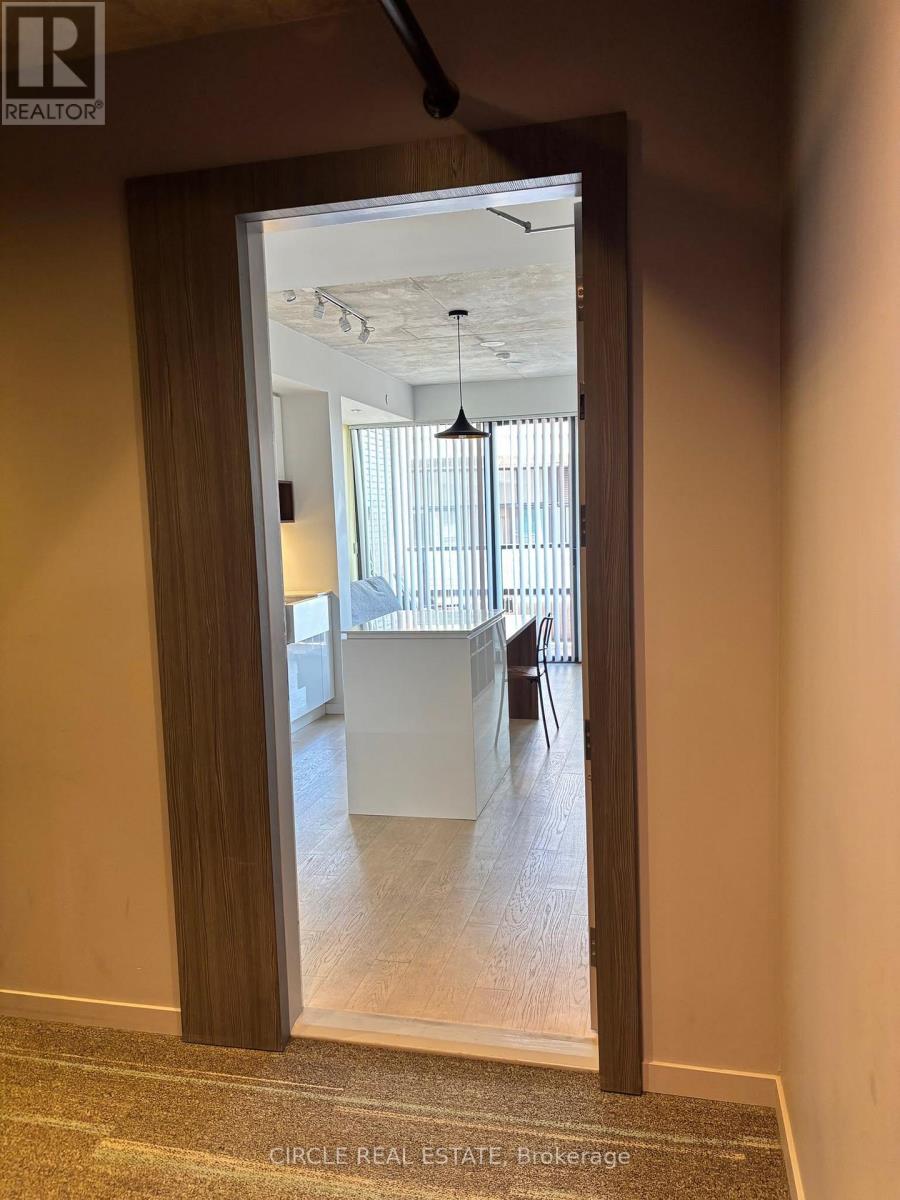716 - 383 Sorauren Avenue, Toronto, Ontario  M6R 2G5 - Photo 17 - W13851756