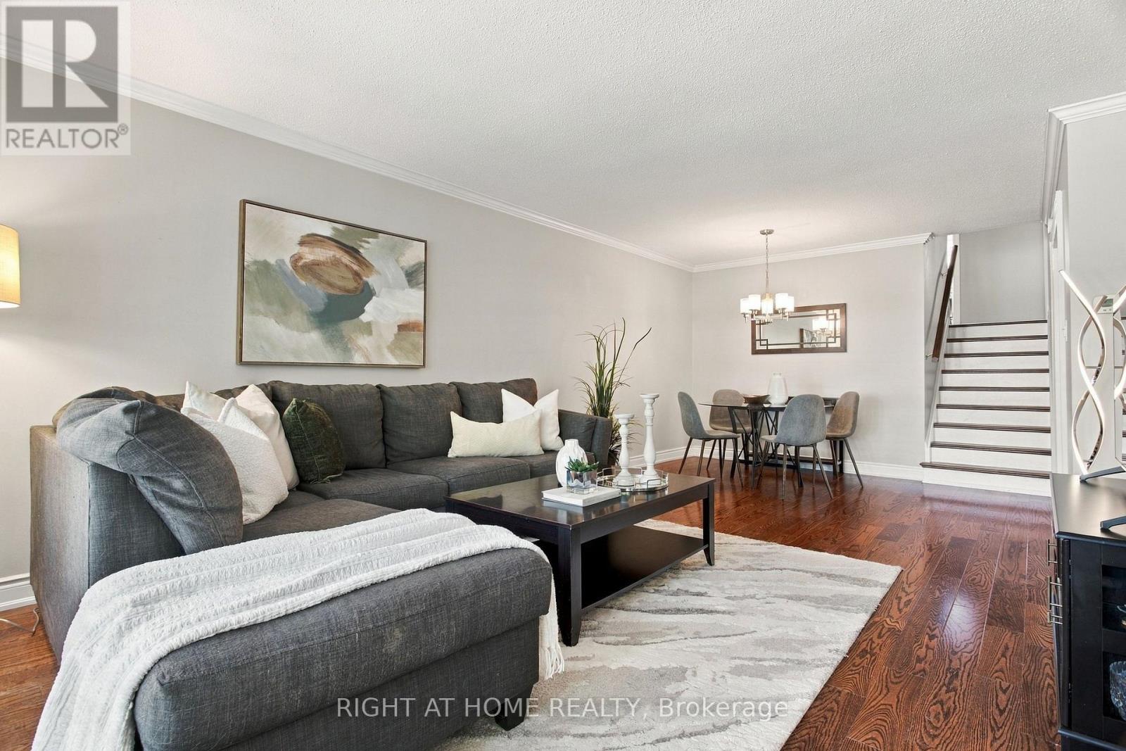 20 Mono Court, Brampton, Ontario  L6W 2G8 - Photo 10 - W13851788