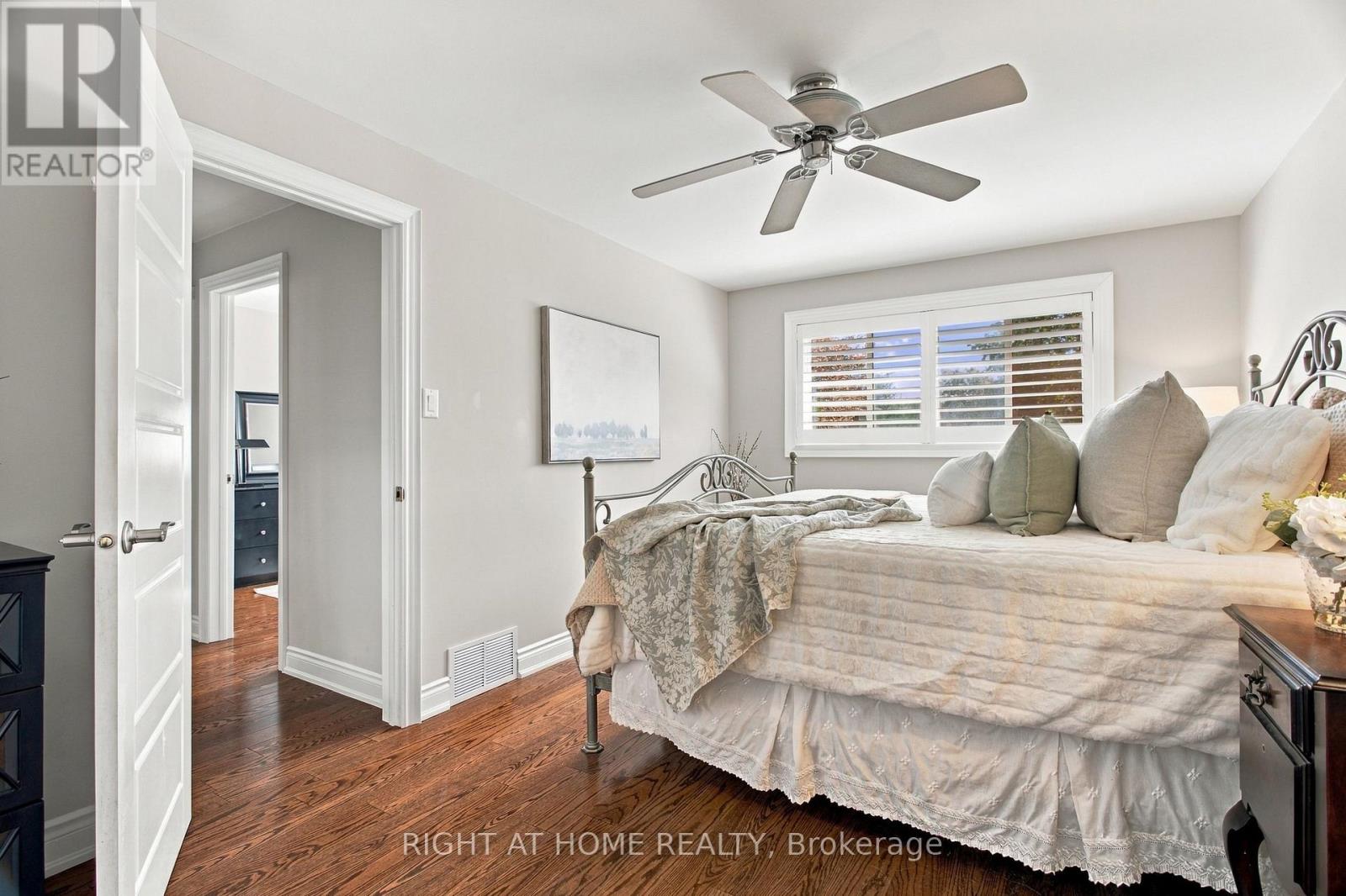 20 Mono Court, Brampton, Ontario  L6W 2G8 - Photo 22 - W13851788