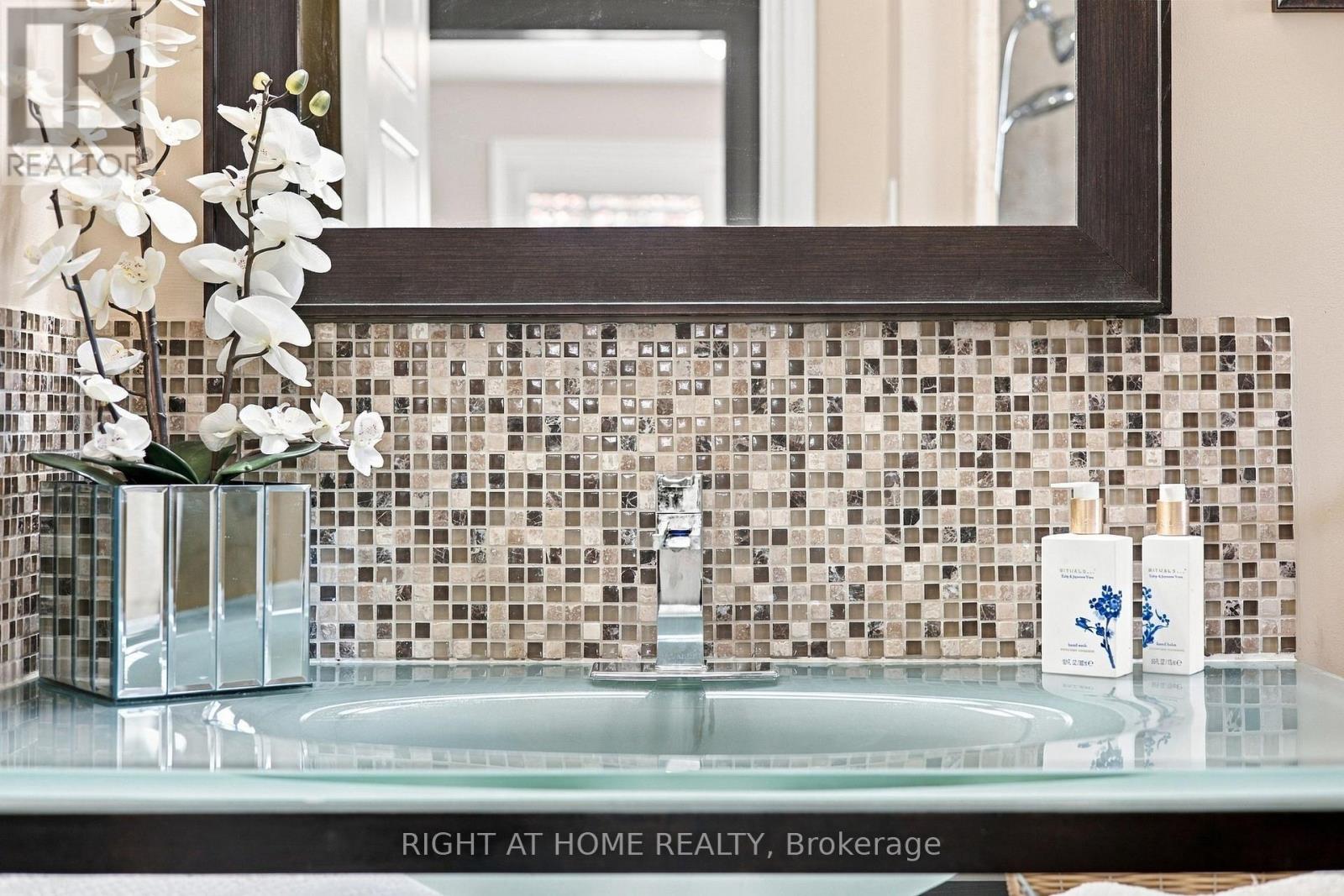 20 Mono Court, Brampton, Ontario  L6W 2G8 - Photo 28 - W13851788